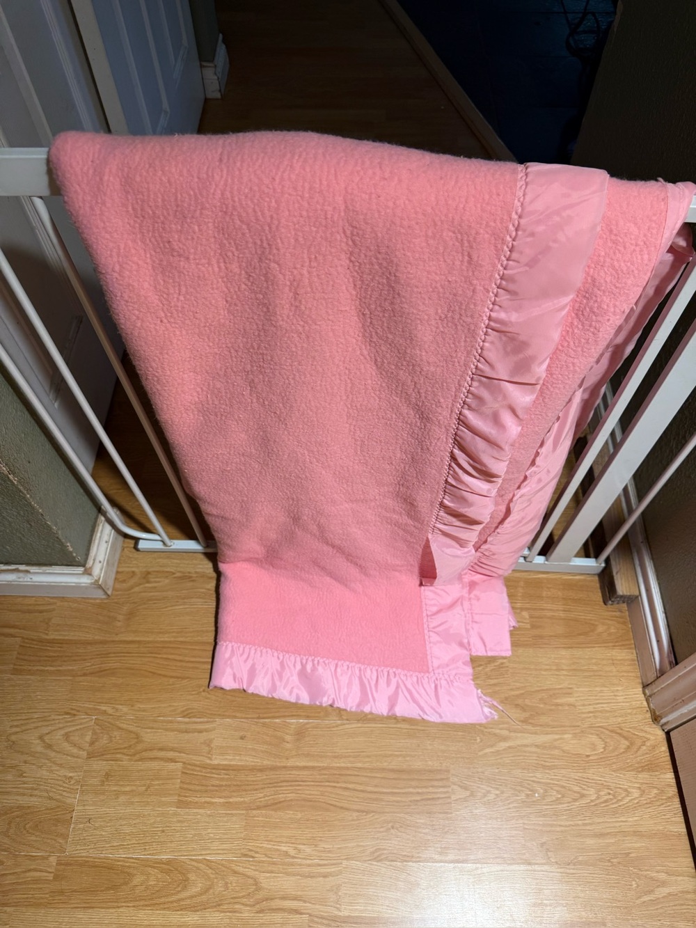 VTG Bubblegum Pink Wool Blanket with Satin Trim Border